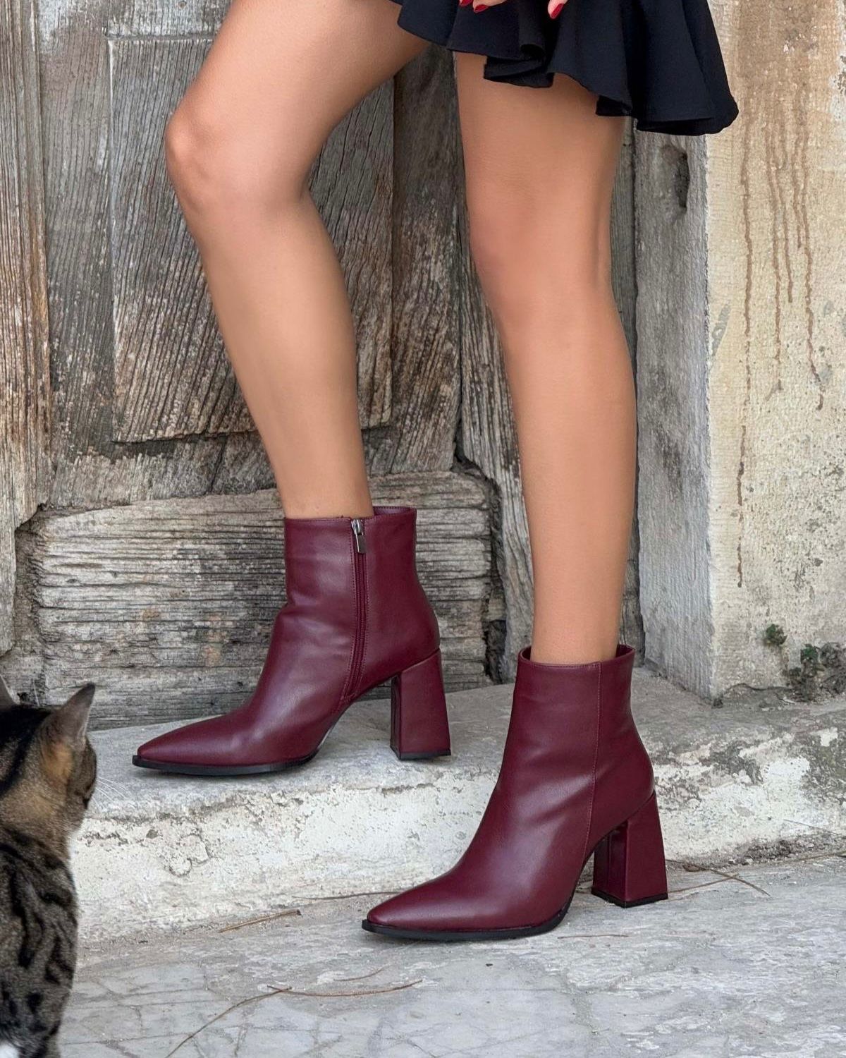 BOTIN BRIANNA