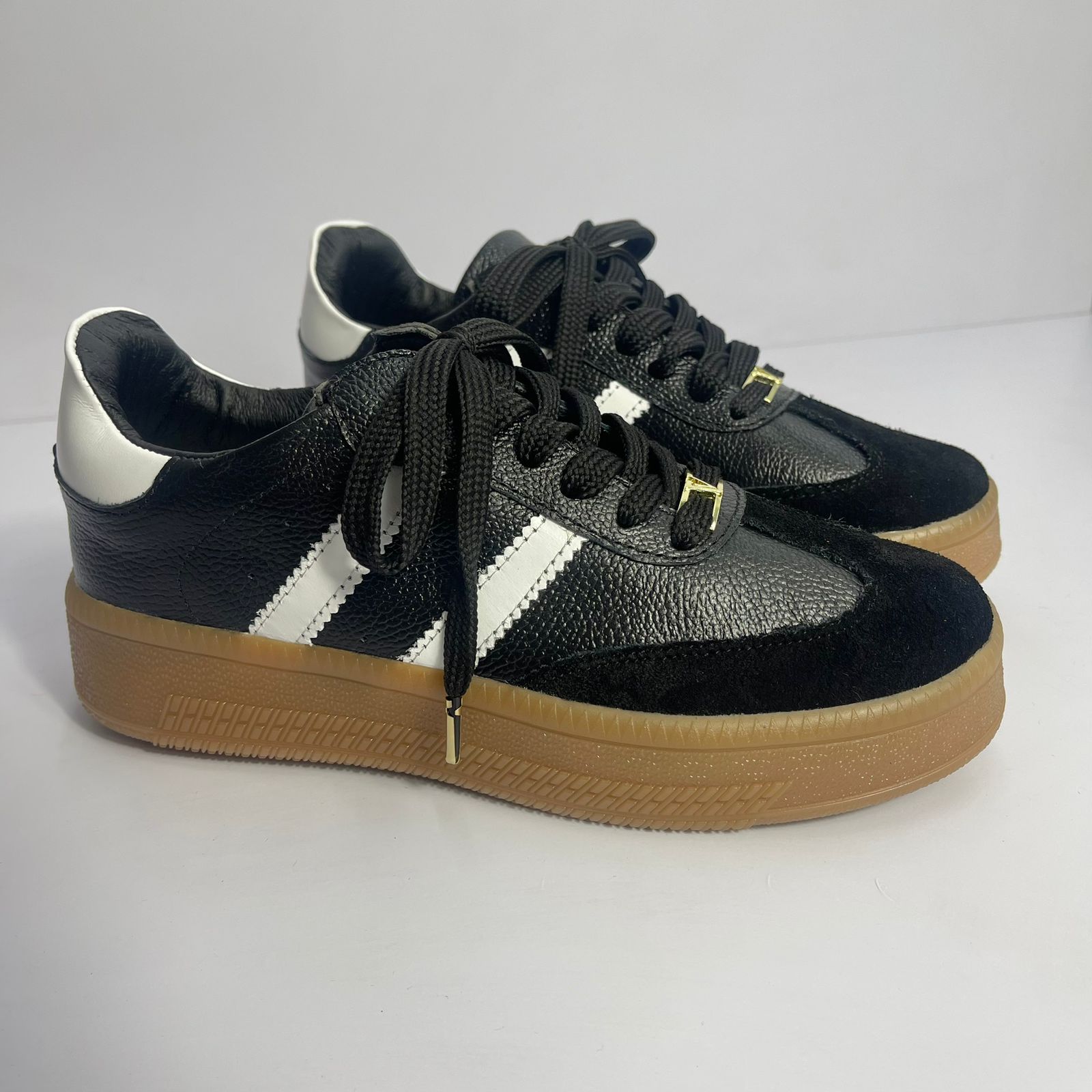 FILIPPA BLACK